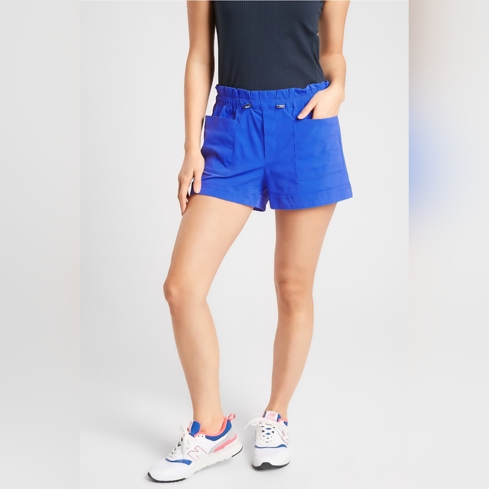 NWT Athleta Trekkie Paper Bag Short, Womens 8